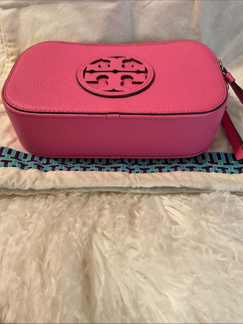 Tory Burch Pink Crossbody Camera Bag NWT - Picture 8 of 12